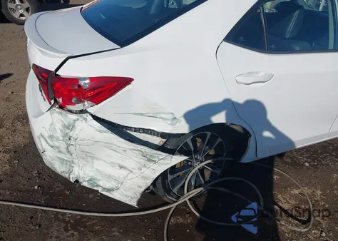 2017 Toyota Corolla Se из США, поврежденный, VIN 5YFBURHE3HP628833